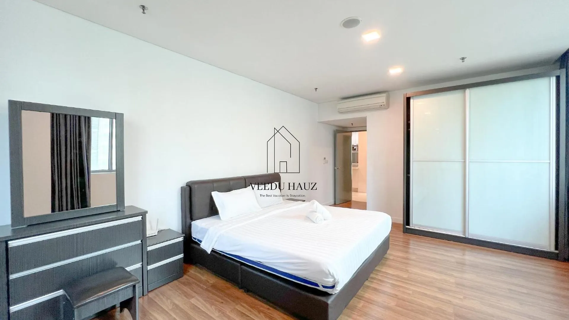 Mercu Summer Suites Klcc By Veedu Hauz Куала-Лумпур Апартаменты